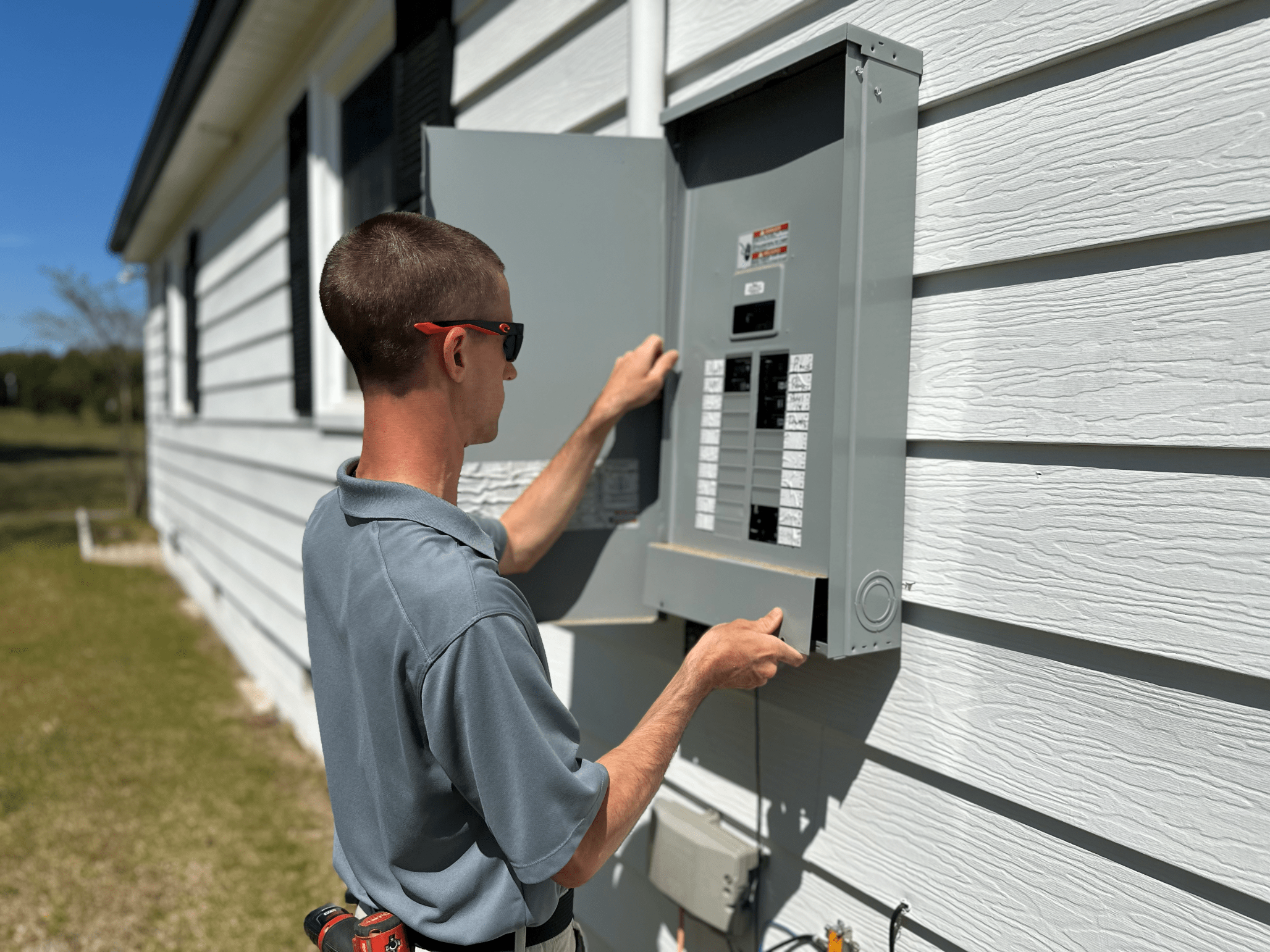 TopRated Electrician Whitley Electrical Services 24/7 Service